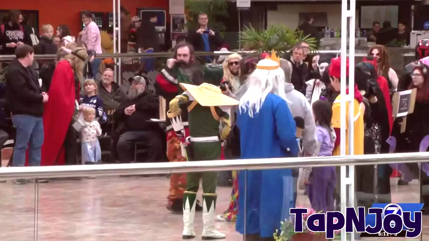 Omaha Comic & Toy Show offers chance to dress up, celebrate pop culture characters