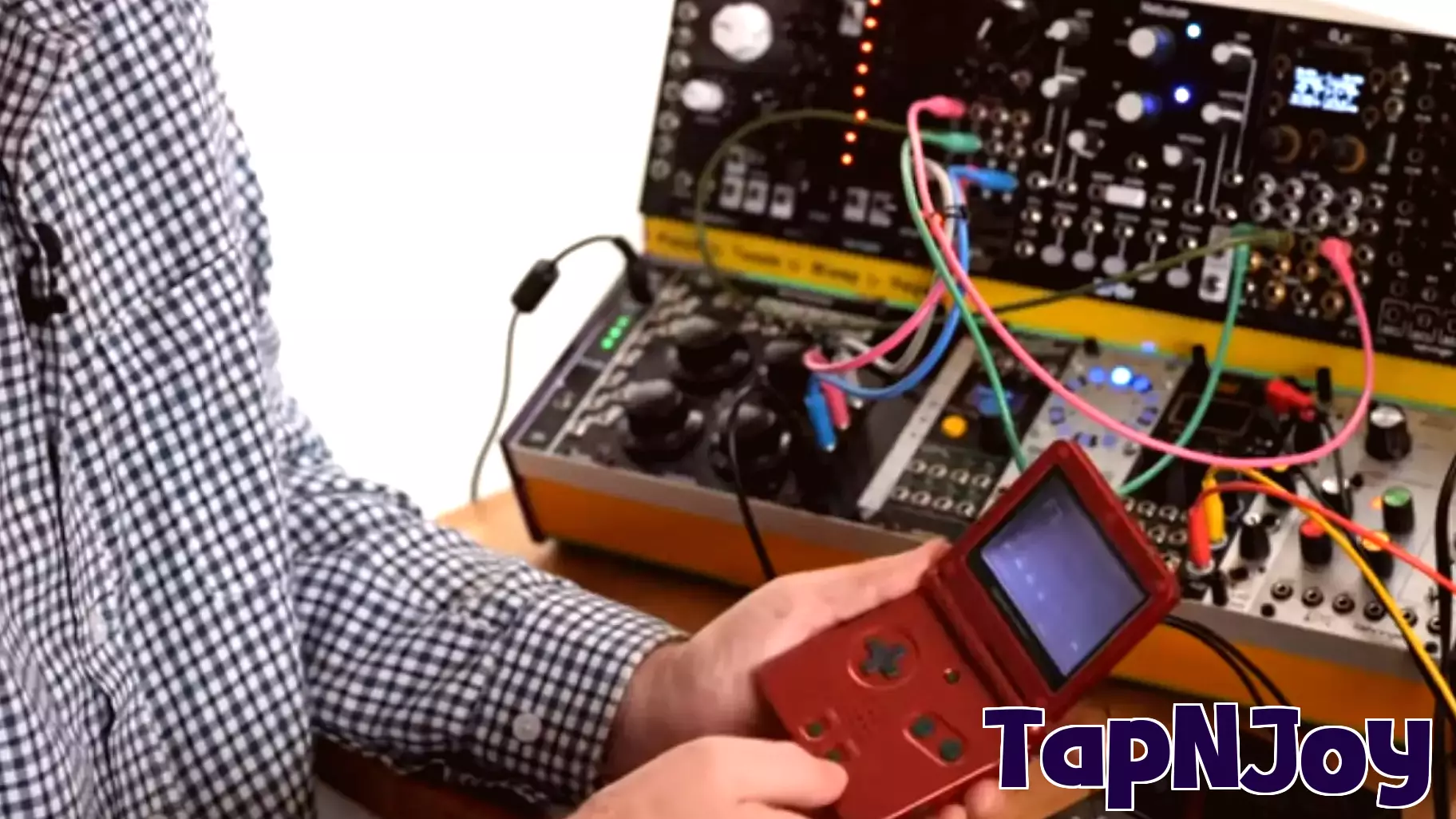 Turning a Stock GBA Into a Music Synthesizer